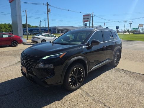 New 2026 Nissan Rogue Dark Armor AWD/4WD image 8