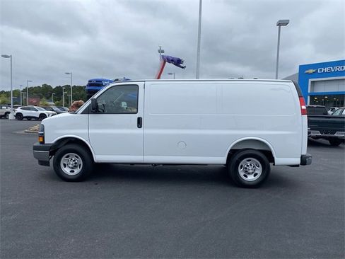 New 2025 Chevrolet Express 2500 w/ Driver Convenience Package image 5