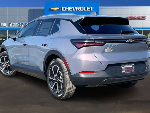 New 2026 Chevrolet Equinox EV LT FWD image 3