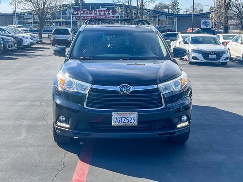 Used 2014 Toyota Highlander Limited Platinum image 6