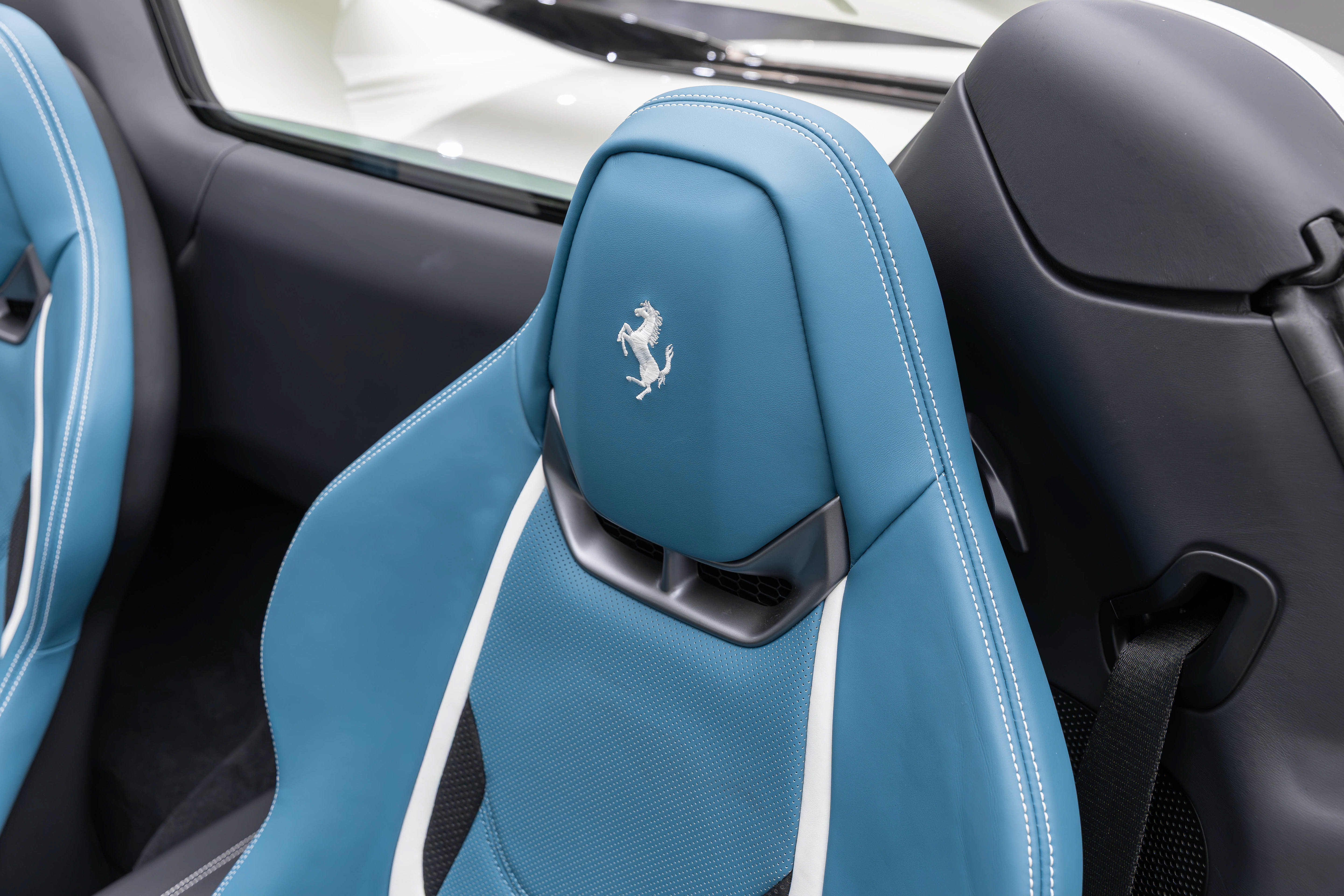 Certified 2026 Ferrari 296 GTS RWD image 23