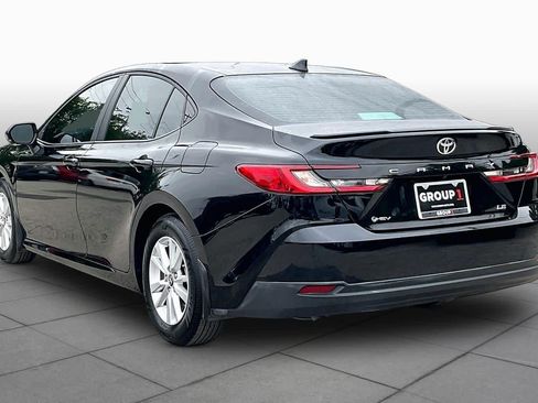Used 2026 Toyota Camry LE w/ Convenience Package FWD image 12