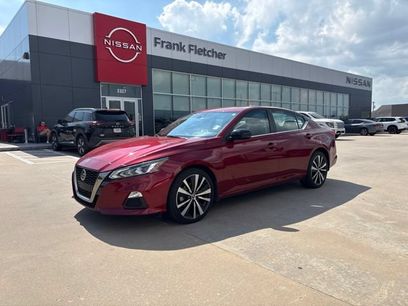 Used 2021 Nissan Altima 2.5 SR w/ SR Premium Package