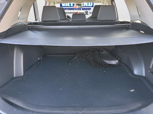 Used 2024 Toyota RAV4 XLE w/ Convenience Package image 18