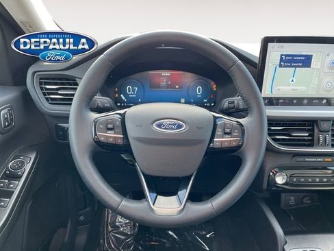 Used 2023 Ford Escape Platinum image 14