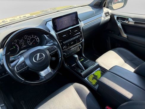 Used 2023 Lexus GX 460 Luxury w/ Sport Design Package AWD/4WD image 14