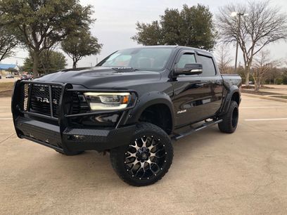 Used 2020 RAM 1500 Laramie w/ Sport Appearance Package
