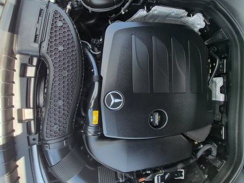 Used 2022 Mercedes-Benz GLC 300 image 22