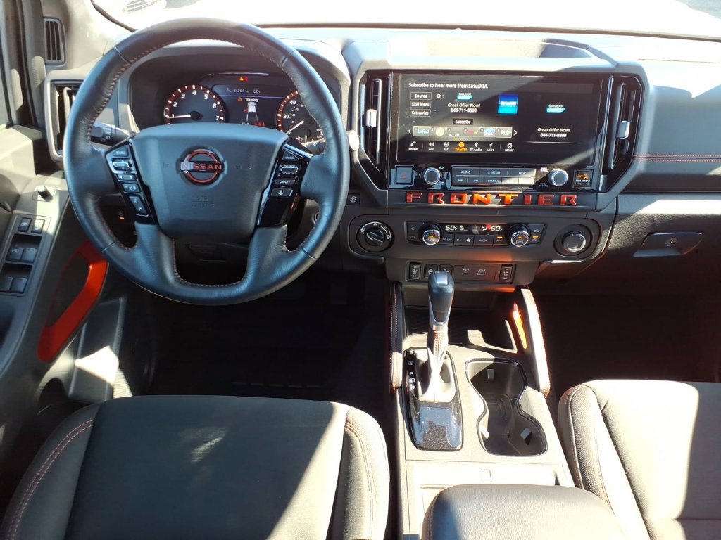 Certified 2025 Nissan Frontier PRO-4X w/ Pro Convenience Package AWD/4WD image 17