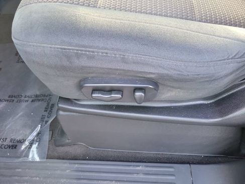 Used 2013 Nissan Armada SV RWD image 20