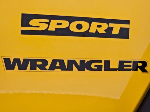 Used 2015 Jeep Wrangler Sport w/ Quick Order Package 23S image 10