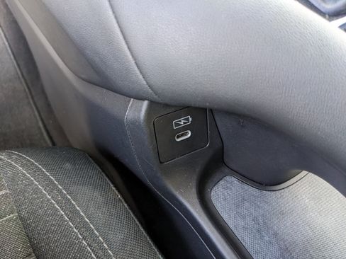 Used 2024 Honda HR-V LX image 27