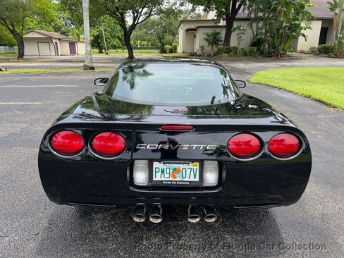 Used 1998 Chevrolet Corvette Coupe w/ Roof Pkg RWD image 14