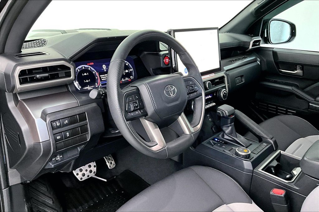 Used 2025 Toyota Tacoma TRD Sport RWD image 16
