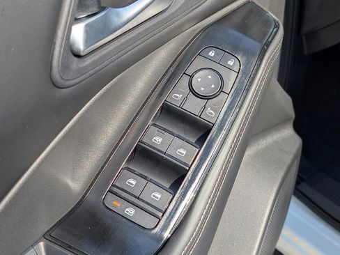 New 2026 Nissan Rogue SV AWD/4WD image 16
