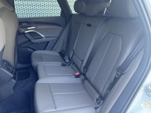New 2025 Audi Q5 Premium Plus image 10