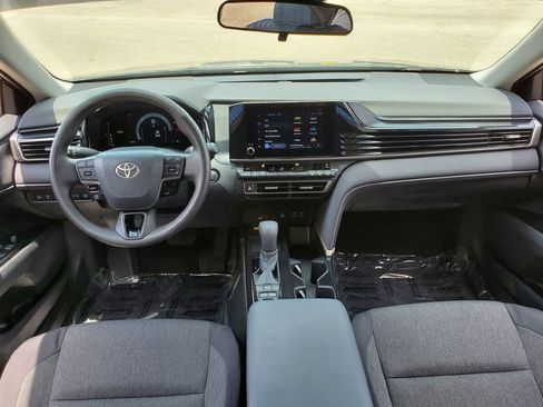 Used 2026 Toyota Camry LE FWD image 18