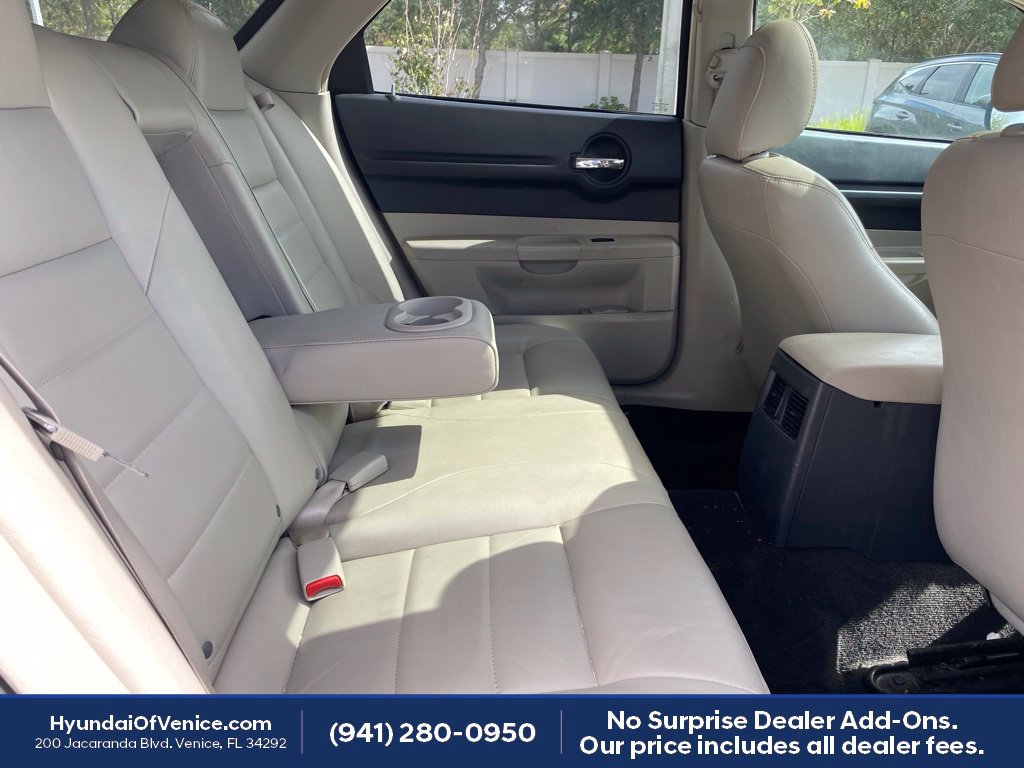 Used 2005 Dodge Magnum R/T w/ Convenience Group II RWD image 16