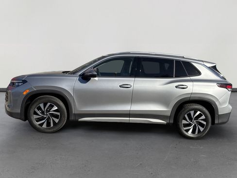 New 2026 Volkswagen Tiguan S image 3