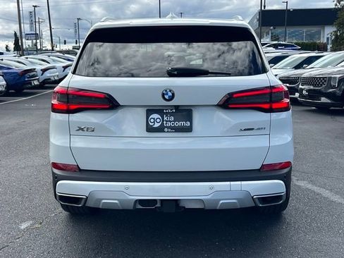 Used 2022 BMW X5 xDrive40i w/ Premium Package AWD/4WD image 6