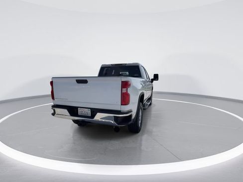 Used 2025 Chevrolet Silverado 2500 LT AWD/4WD image 7