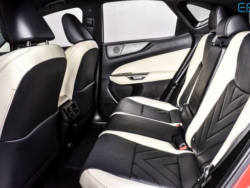 Used 2024 Lexus NX 450h+ AWD w/ Luxury Package image 21