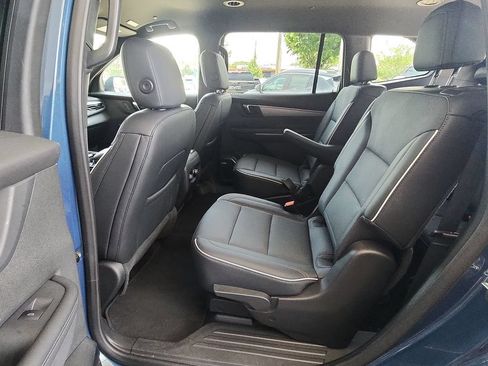 Certified 2025 Buick Enclave Preferred FWD image 25