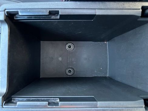 Used 2012 Toyota Camry L image 24