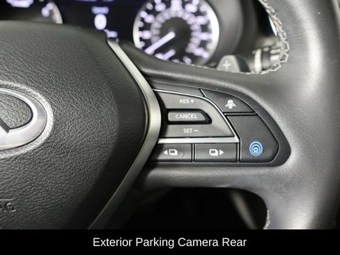 Used 2023 INFINITI QX50 Luxe FWD image 10