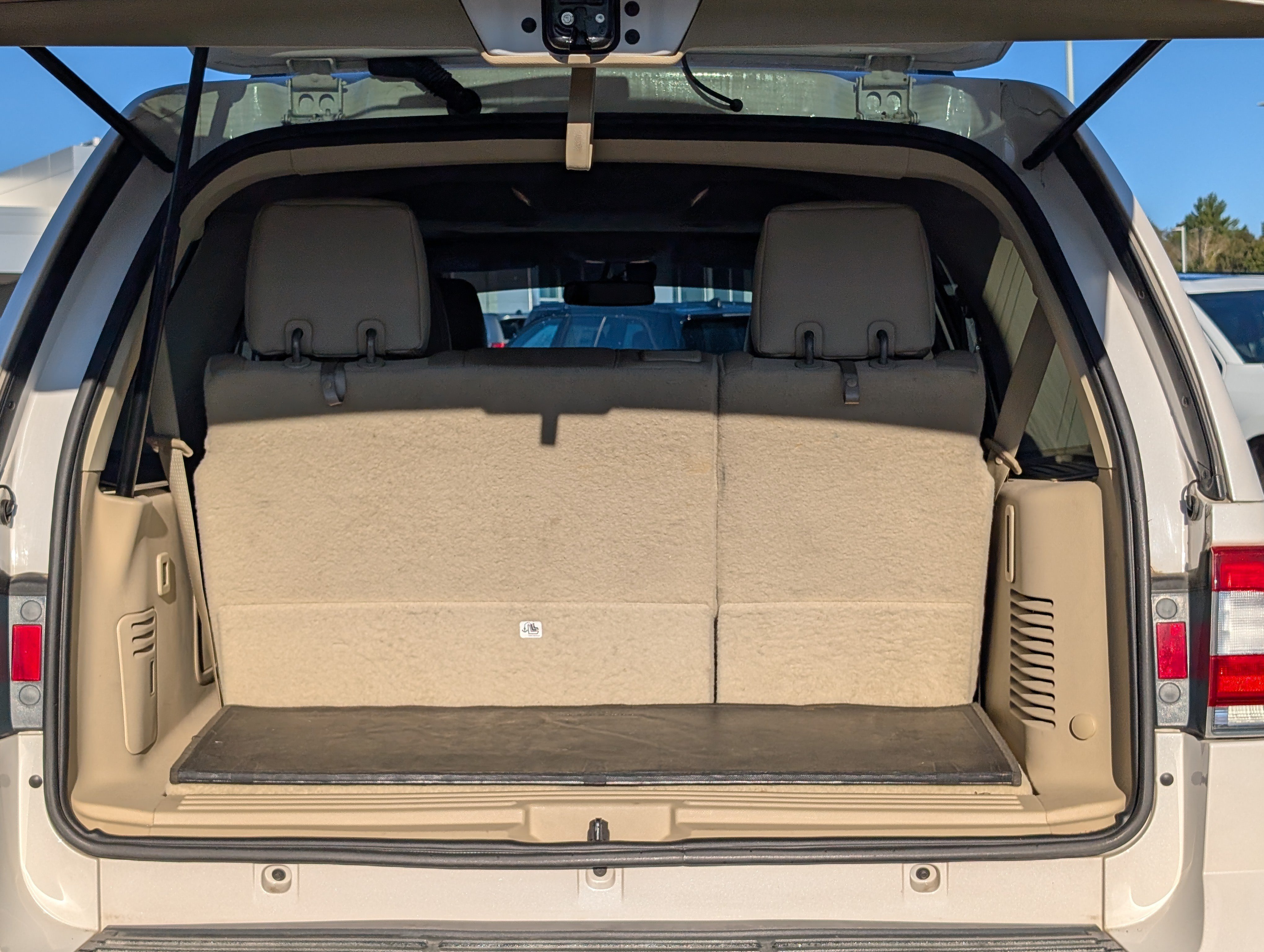 Used 2017 Lincoln Navigator Reserve AWD/4WD image 25