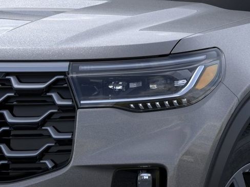 New 2026 Ford Explorer Platinum image 18