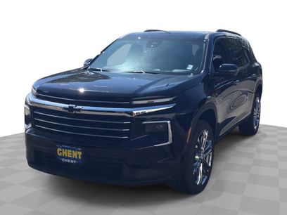 New 2025 Chevrolet Traverse LT w/ Enhanced Driving Package