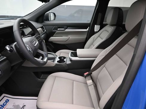 New 2026 GMC Terrain Elevation w/ Elevation Premium Package image 10