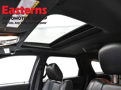 Used 2024 Dodge Durango GT RWD image 35