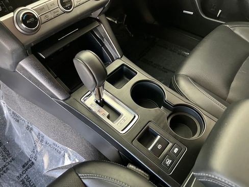 Used 2015 Subaru Outback 2.5i Limited image 25
