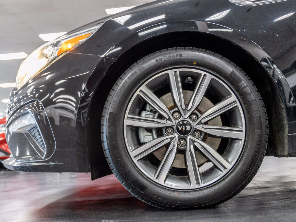 Used 2019 Kia Optima EX FWD image 11