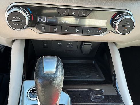 Certified 2024 Nissan Altima 2.5 SL FWD image 20