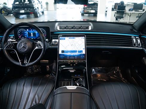 Used 2023 Mercedes-Benz S 580e 4MATIC Sedan w/ AMG Line image 10