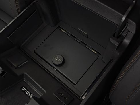 Used 2025 GMC Sierra 1500 AT4 w/ AT4 Premium Package image 45