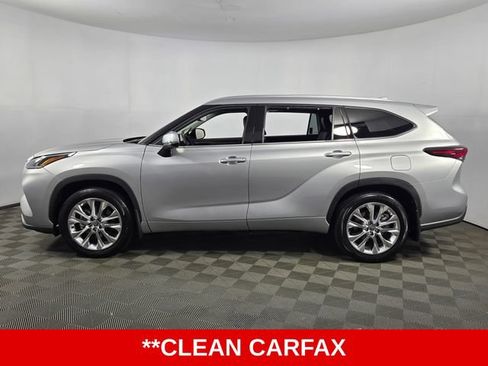 Used 2025 Toyota Highlander Limited FWD image 5