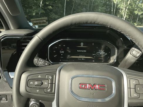 New 2026 GMC Sierra 2500 SLE w/ SLE Value Package; image 15