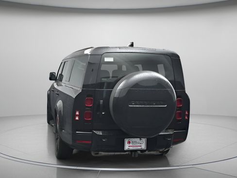 Certified 2025 Land Rover Defender 130 X-Dynamic SE AWD/4WD image 12