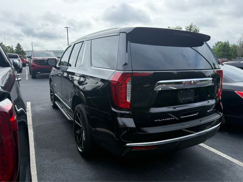 Used 2021 GMC Yukon SLT w/ SLT Luxury Plus Package RWD image 2