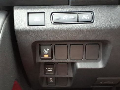 Used 2023 Nissan Frontier Pro-X w/ Technology Package RWD image 11