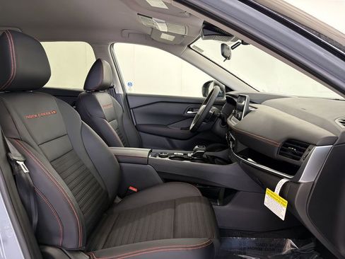 New 2026 Nissan Rogue SV AWD/4WD image 20