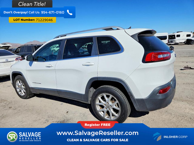 Used 2015 Jeep Cherokee Latitude FWD image 3