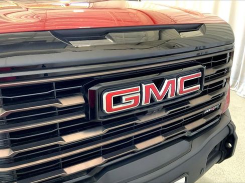 Used 2024 GMC Sierra 1500 AT4X image 30