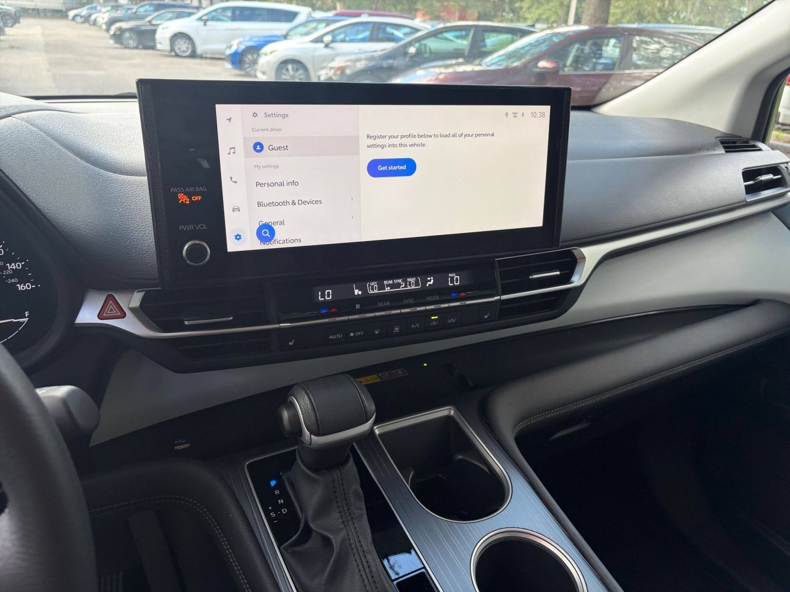 Used 2025 Toyota Sienna XLE FWD image 20