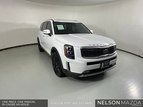 Used 2021 Kia Telluride SX w/ Towing Package FWD image 3