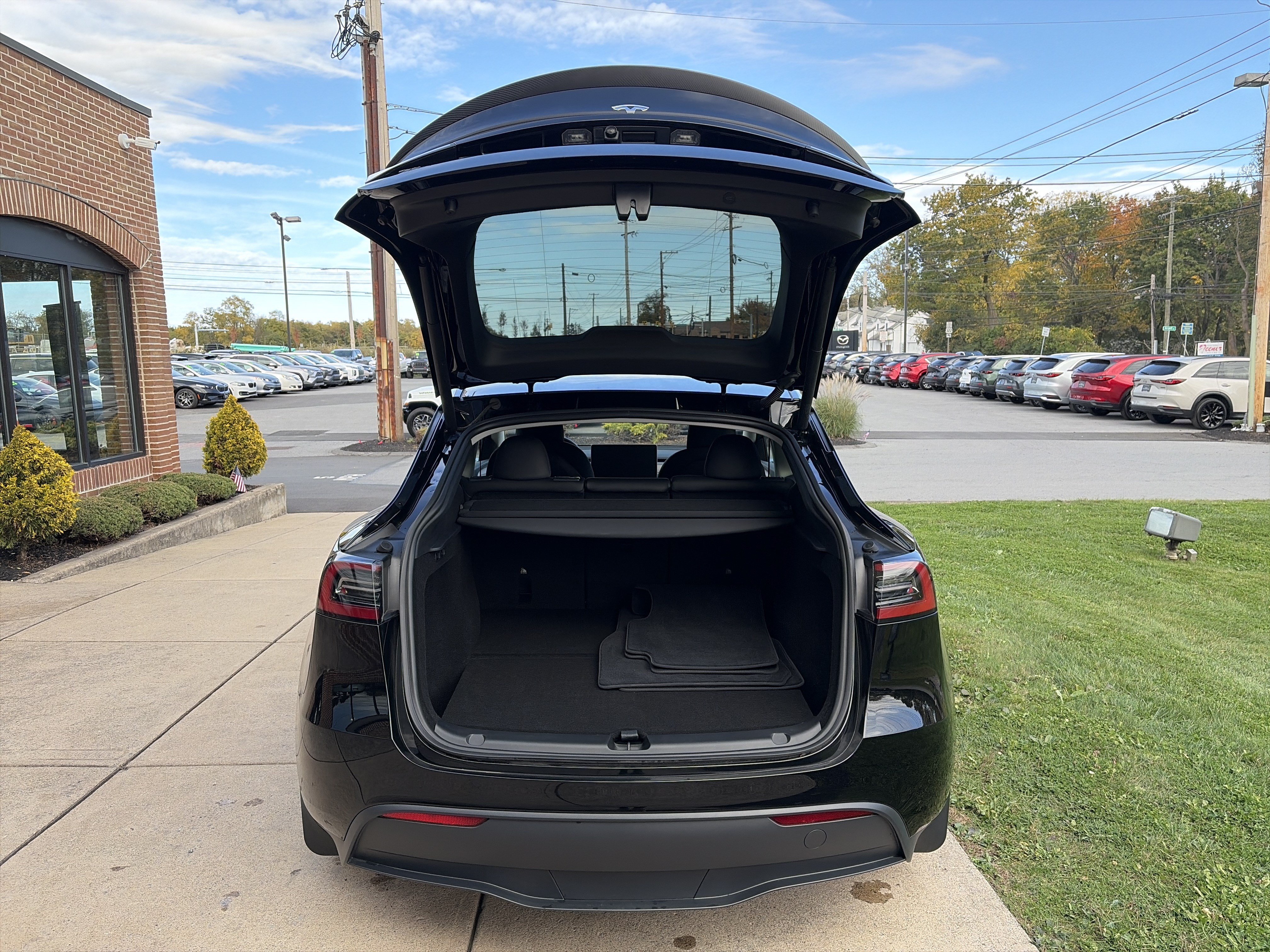 Used 2025 Tesla Model Y Performance AWD/4WD image 5